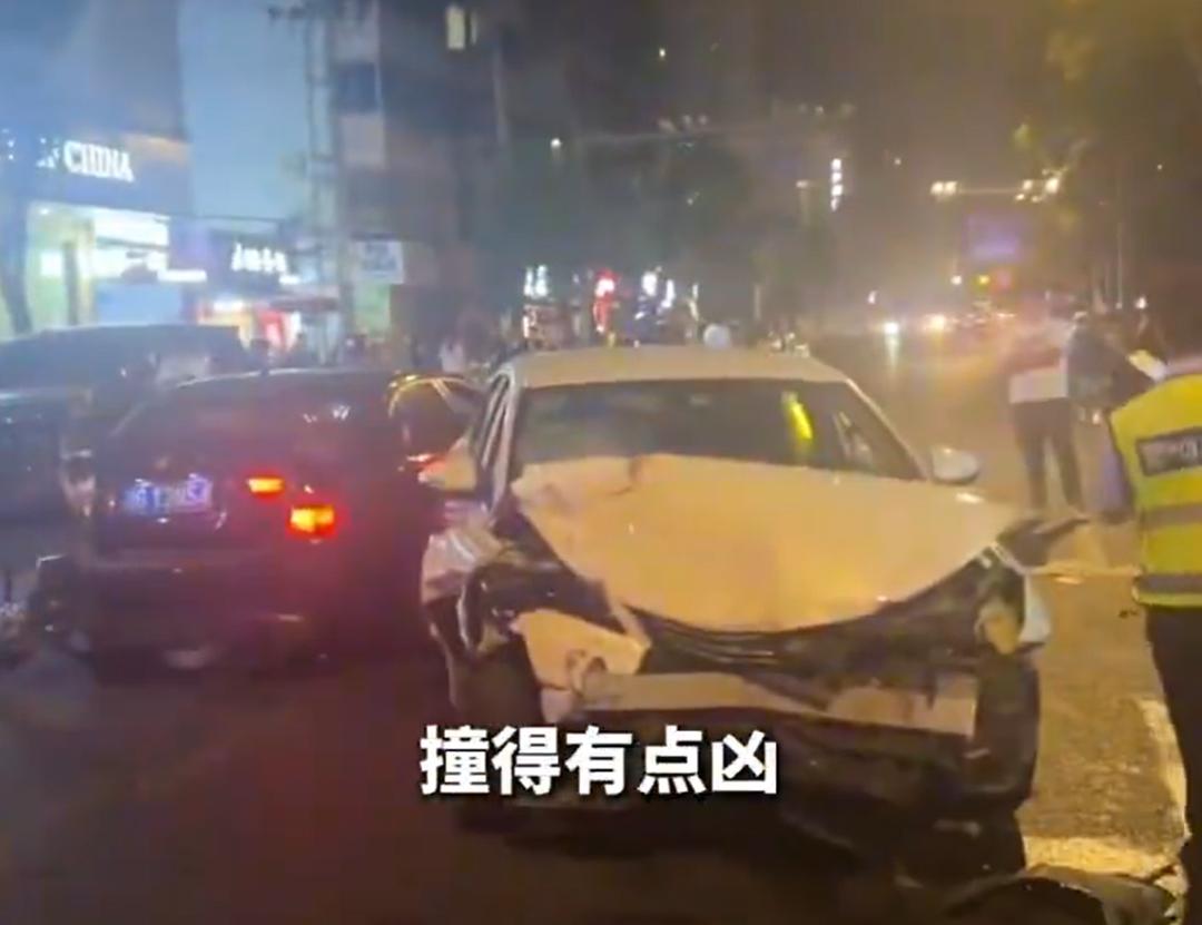 成都警方通报一起交通事故(图2)