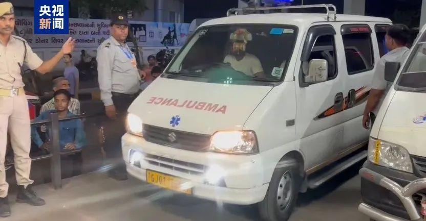 印度坠机事故造成至少265人遇难(图1)