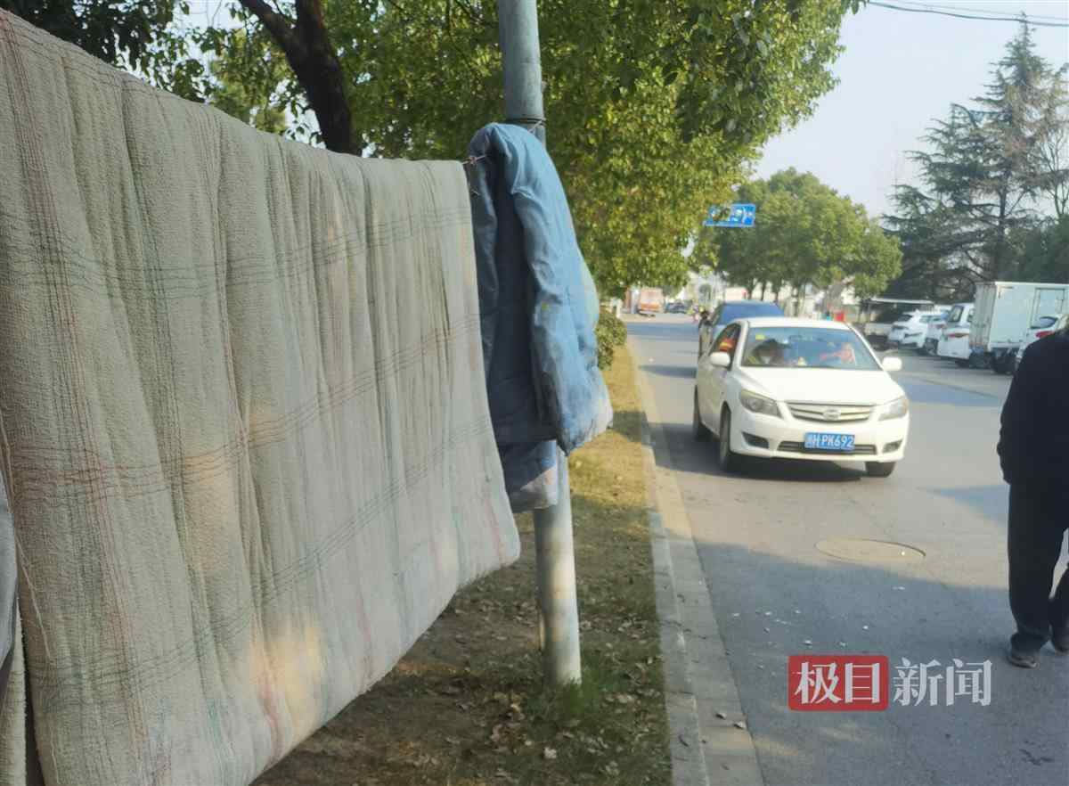 上海浦东新区一面馆着火 致2死(图3) 上海浦东新区一面馆着火 致2死(图3)