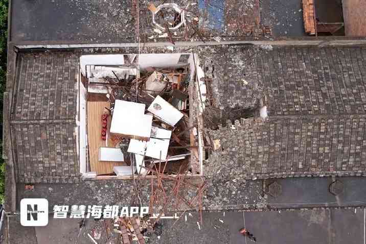 福州长乐一民房爆炸 致3伤(图3) 福州长乐一民房爆炸 致3伤(图3)