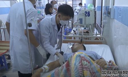 已有12名中国船员死亡！一艘中国货船船员食物中毒　