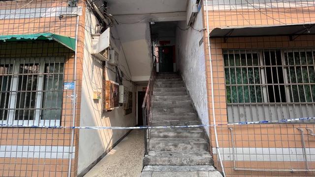 室内火灾致4死3伤 儿童电动车充电不当引发悲剧(图2)