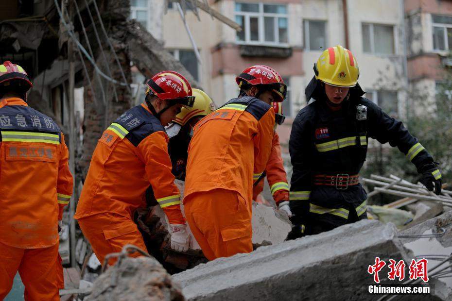 黑龙江伊春发生煤气罐爆炸事故致1死2伤2失联(图1) 黑龙江伊春发生煤气罐爆炸事故致1死2伤2失联(图1)