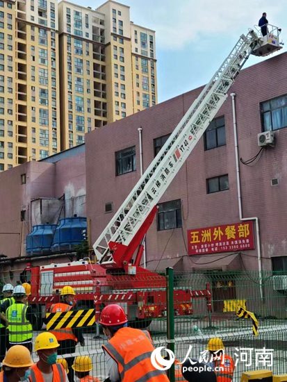 郑州游泳馆局部坍塌致3死9伤 企业经营者被控制(图3)