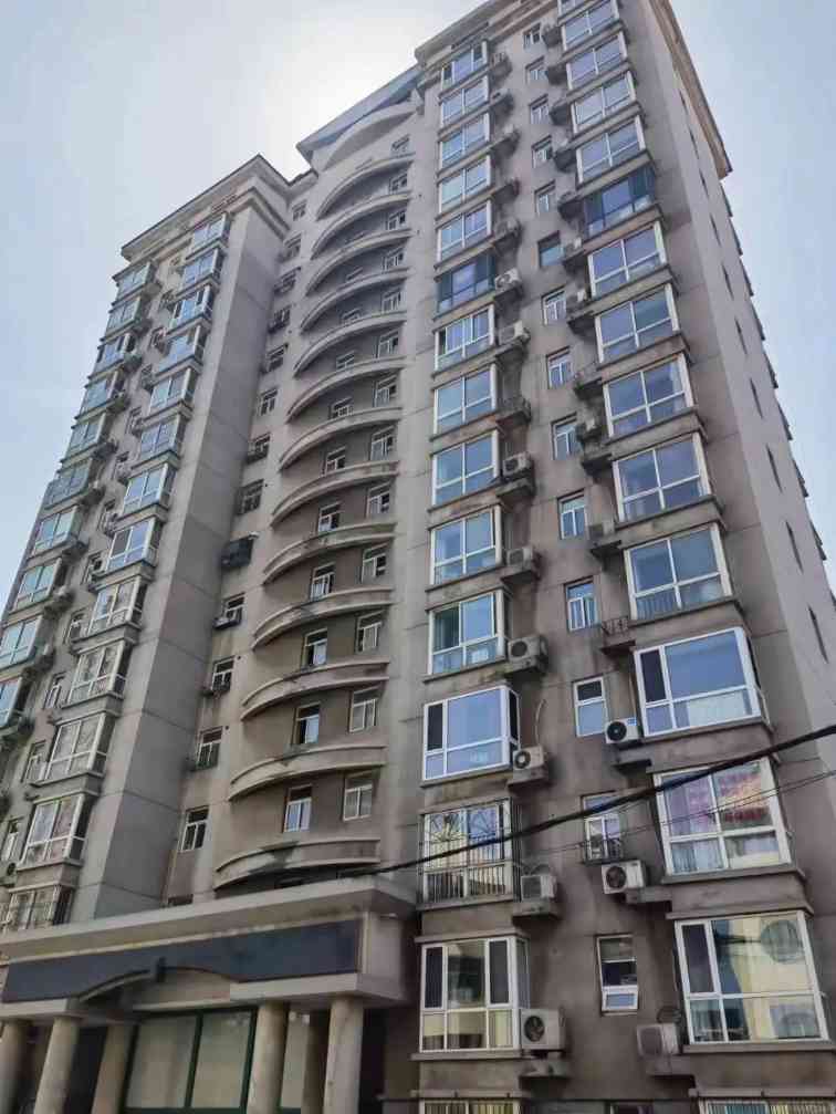 河北正定居民楼火灾致4人遇难 起火面积仅2平方米(图1)