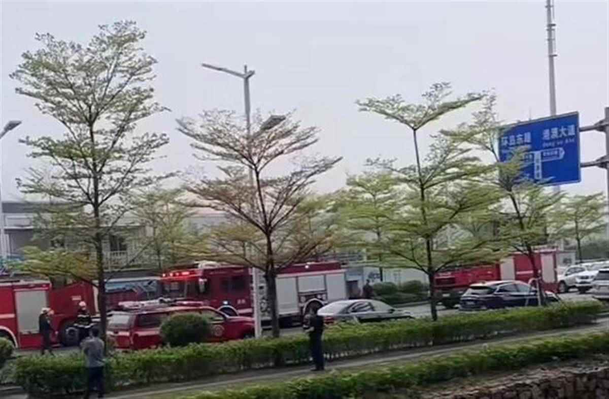 珠海横琴建筑工地钢筋掉落致3人死亡，工地全面停工调查中(图2)