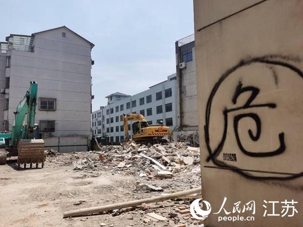 应急管理部公布苏州吴江四季开源酒店辅房坍塌事故原因：盲目拆除承重墙所致