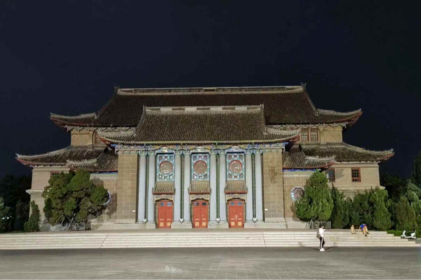 河南大学大礼堂火灾事故原因调查启动，相关责任人被控制(图4)