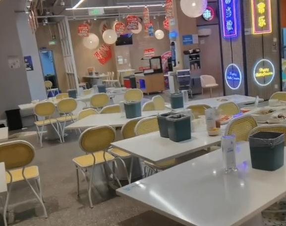 合肥商业综合体一氧化碳中毒事故36人身体不适 锅炉故障致排烟泄漏(图1)